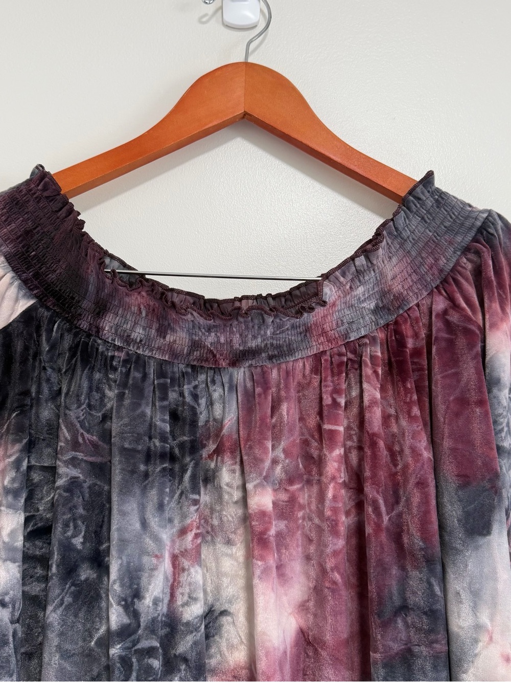 American Eagle Velvet Tie Dye Off-The-Shoulder Blouse - Size M - Picture 2 of 6